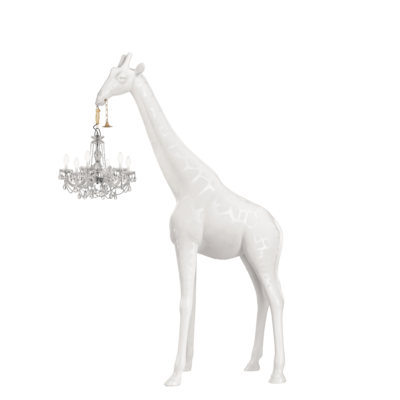 01a-qeeboo-giraffe-in-love-m-outdoor-design-marcantonio-white